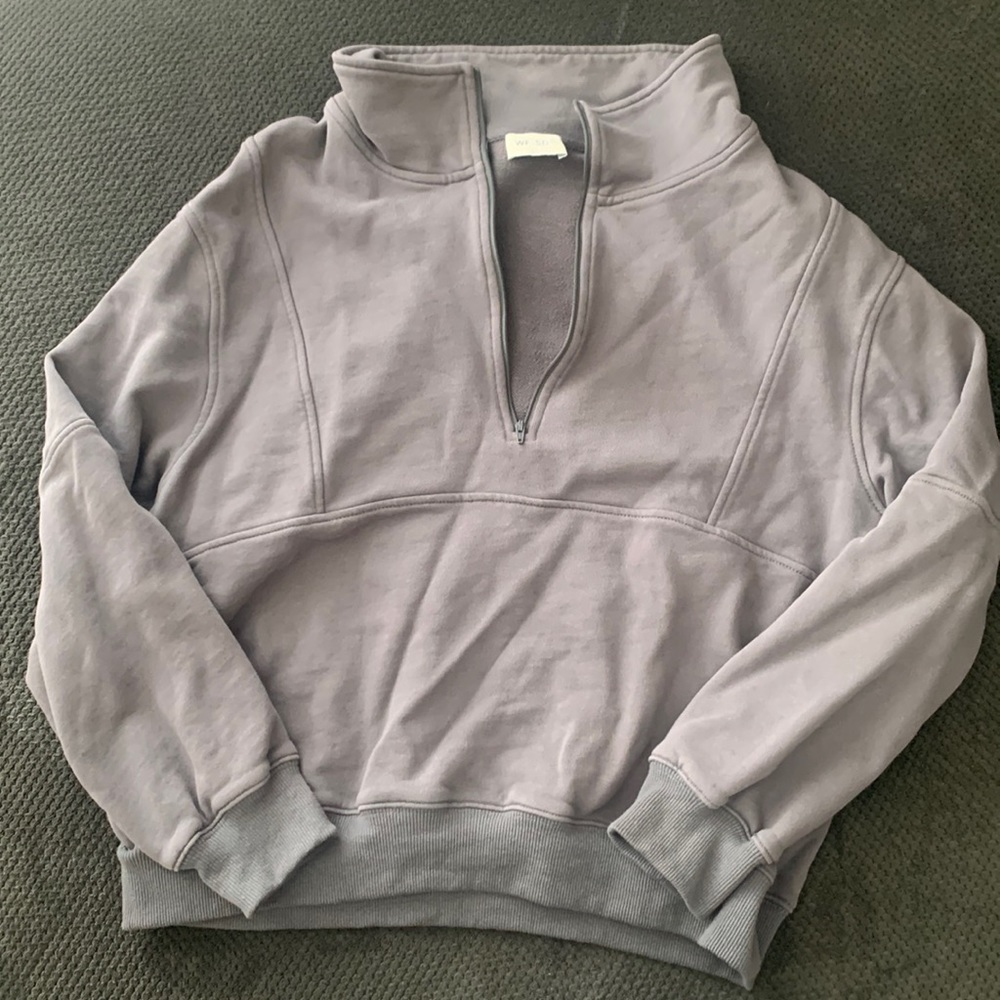 Chloe Zip Front Sweater Smoke. Sarah’s Day White Fox Collection. Size S-M.